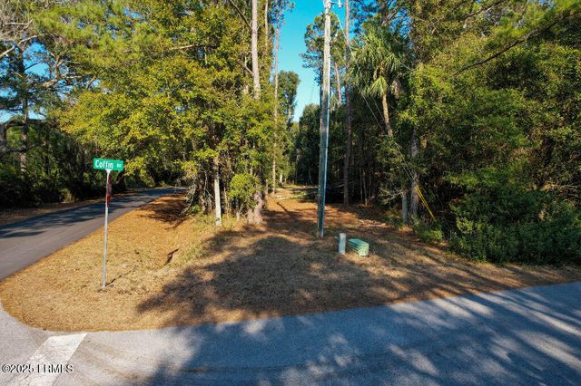 284 Fripp Point Road, St. Helena Island, SC 29920