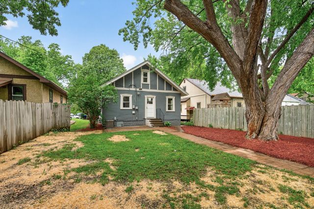 3726 Thomas Avenue N, Minneapolis, MN 55412