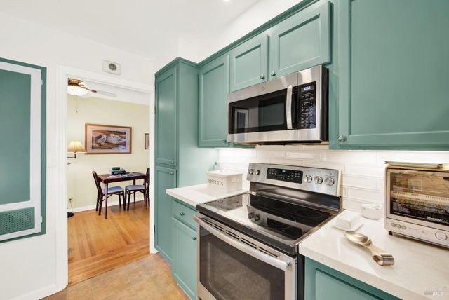 1308 Empire St, Fairfield, CA 94533