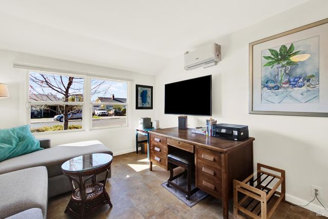 1308 Empire St, Fairfield, CA 94533