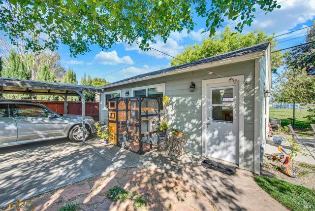 1308 Empire St, Fairfield, CA 94533