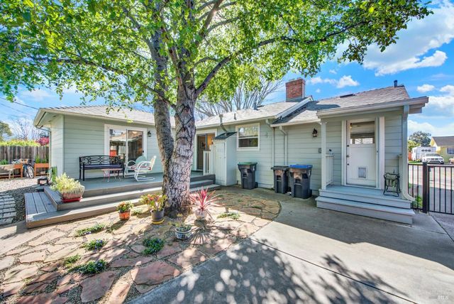 1308 Empire St, Fairfield, CA 94533