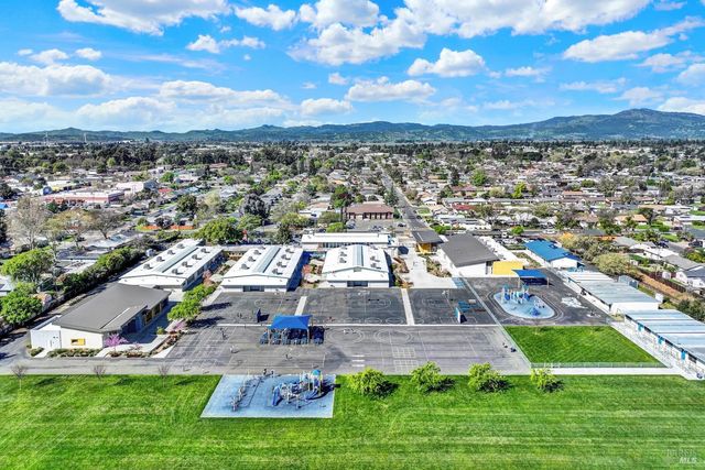 1308 Empire St, Fairfield, CA 94533