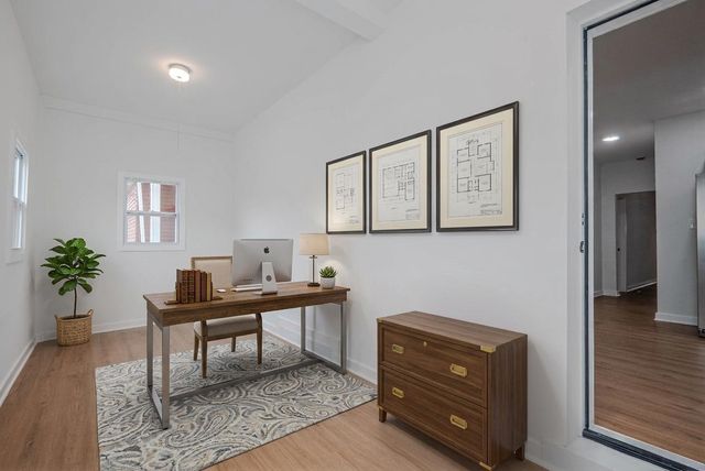 8137 S Loomis Boulevard, Chicago, IL 60620