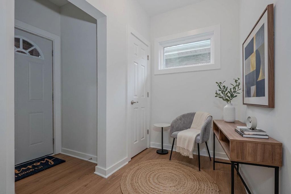 Image 2 of property listing at 8137 S Loomis Boulevard, Chicago, IL 60620