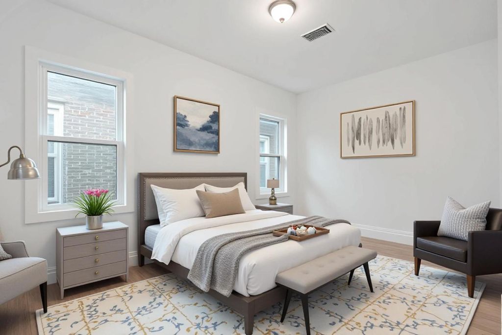 Image 5 of property listing at 8137 S Loomis Boulevard, Chicago, IL 60620