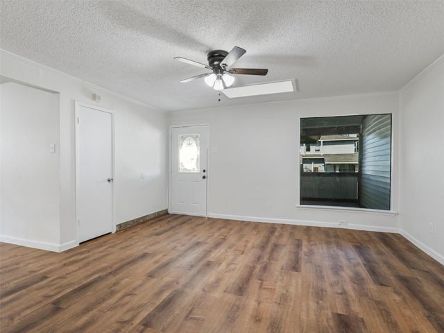 720 Ticonderoga Drive, Garland, TX 75043