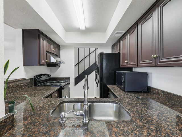 720 Ticonderoga Drive, Garland, TX 75043