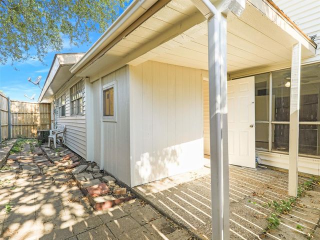 720 Ticonderoga Drive, Garland, TX 75043