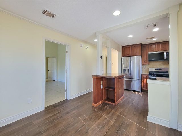 6215 Francis Marion Drive, Houston, TX 77091