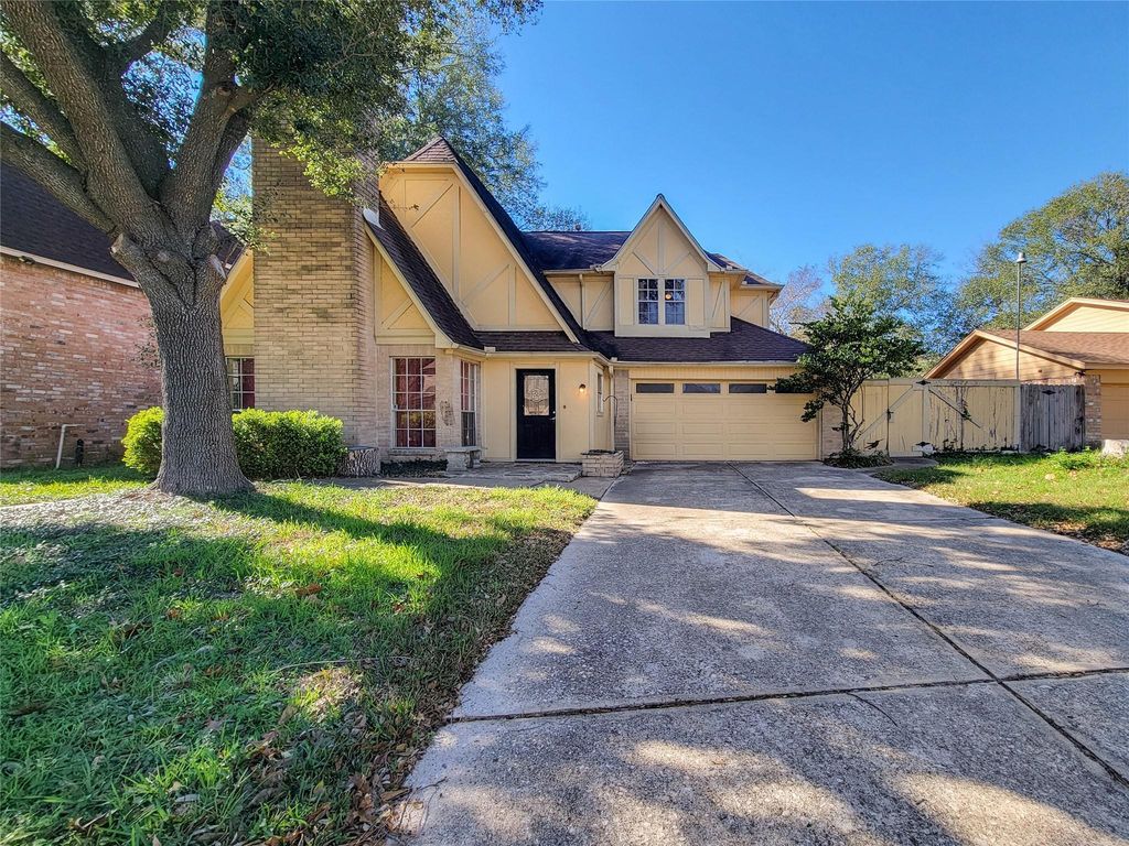 6215 Francis Marion Drive, Houston, TX 77091