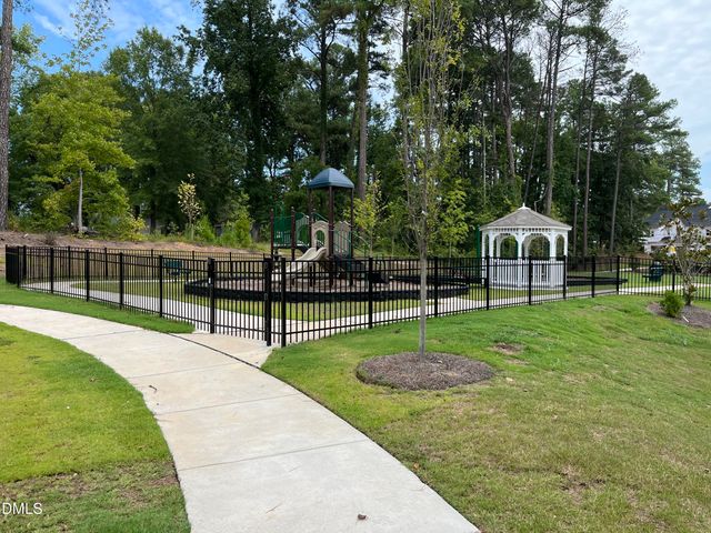 8048 Windthorn Place, Cary, NC 27519