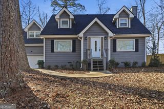 641 Field Cliff Drive, Stone Mountain, GA 30087
