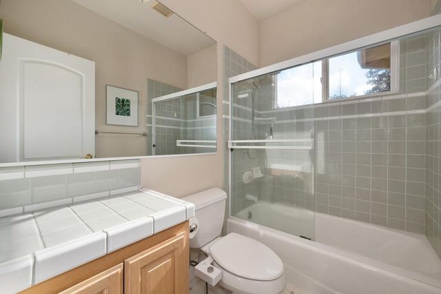 4310 Rolling Oaks Dr, Granite Bay, CA 95746