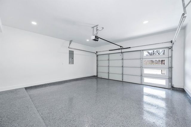 8602 Hoffman Street, Houston, TX 77016