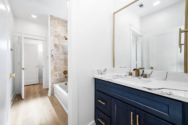 8602 Hoffman Street, Houston, TX 77016