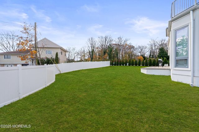 266 Lenox Avenue, Long Branch, NJ 07740