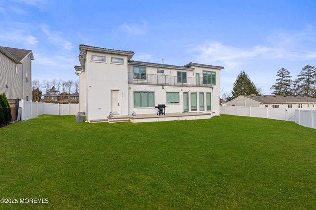 266 Lenox Avenue, Long Branch, NJ 07740