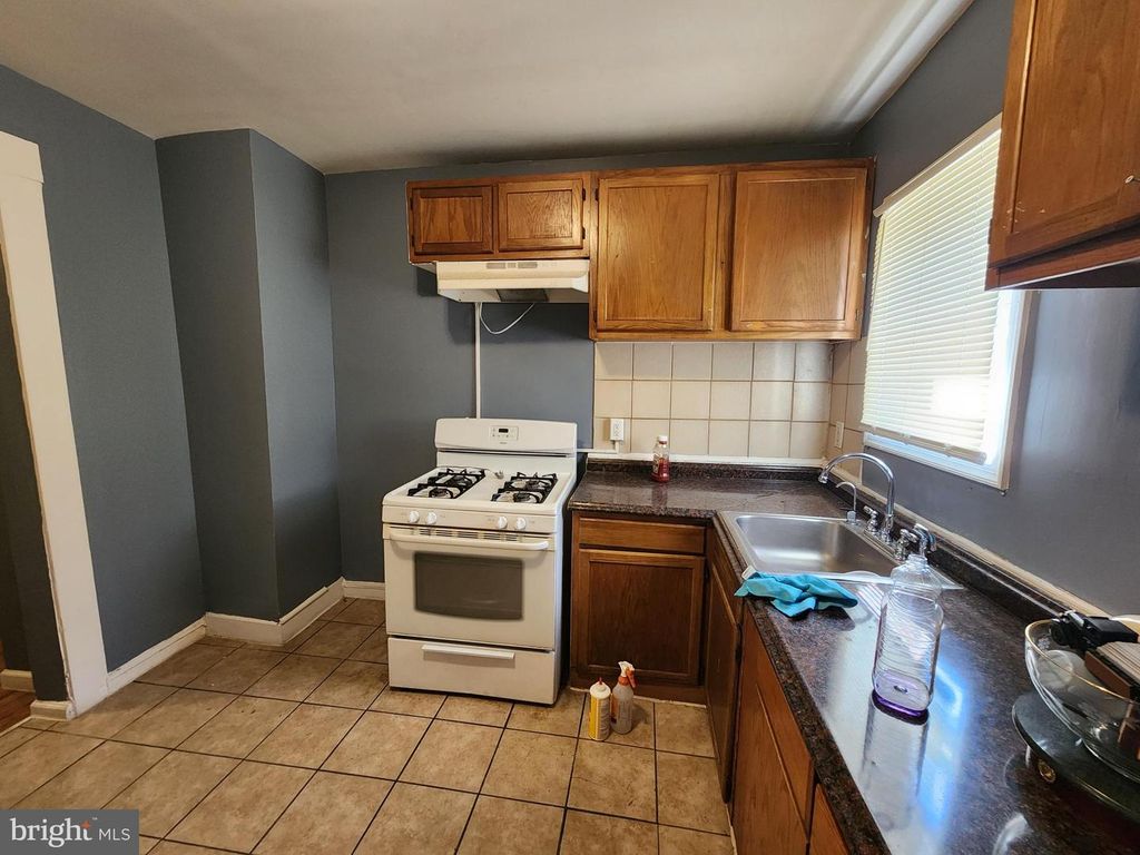 Image 9 of property listing at 1909 CHRISTIAN ST, Baltimore, MD 21223