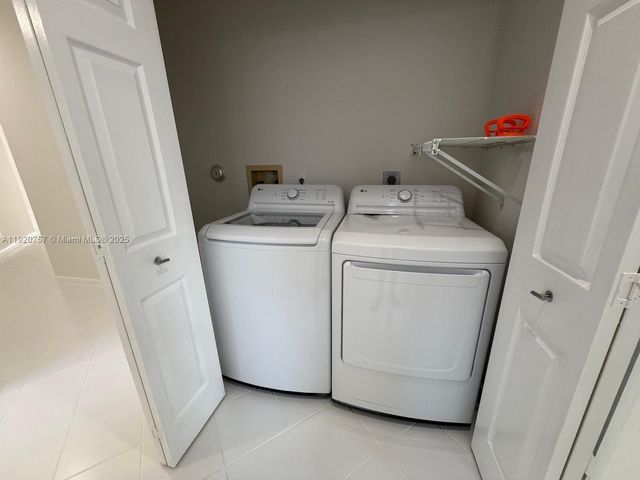 3951 Redondo Ct, Boca Raton, FL 33487