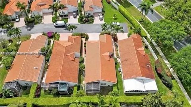 3951 Redondo Ct, Boca Raton, FL 33487