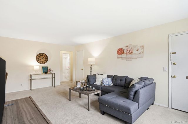 1879 Crompond Road C10, Peekskill, NY 10566