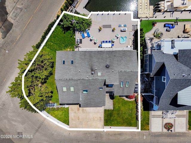 43 Channel Road, Toms River, NJ 08753