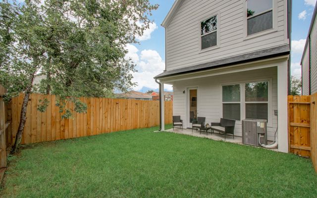 1616 Benson Street, Houston, TX 77020