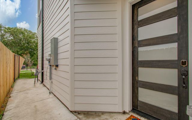 1616 Benson Street, Houston, TX 77020