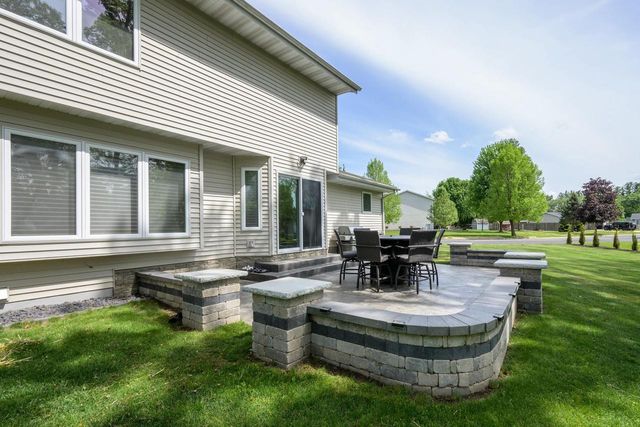 601 Lexington Boulevard, Fort Atkinson, WI 53538