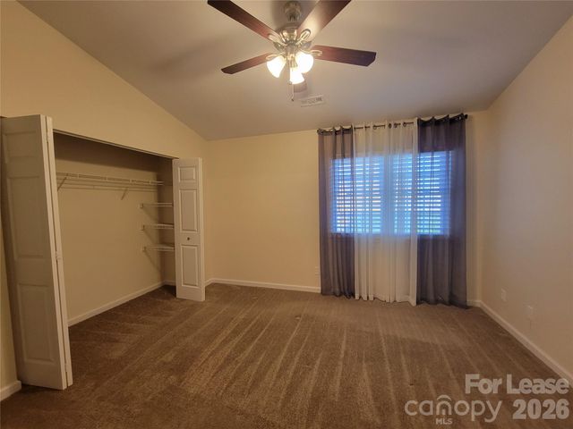 3811 Mosscroft Lane, Charlotte, NC 28215