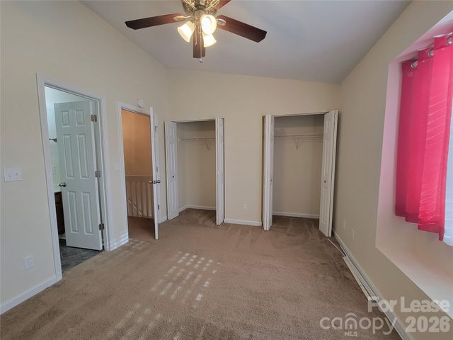 3811 Mosscroft Lane, Charlotte, NC 28215