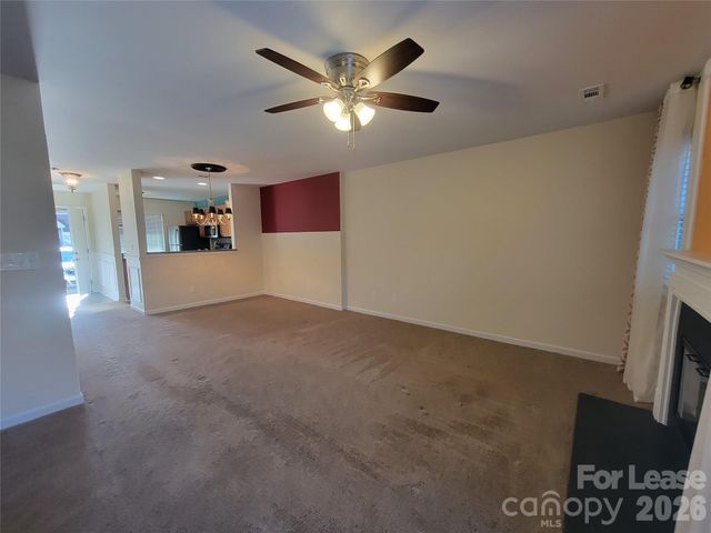 3811 Mosscroft Lane, Charlotte, NC 28215
