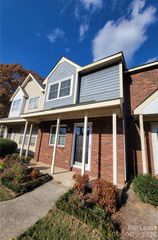 3811 Mosscroft Lane, Charlotte, NC 28215