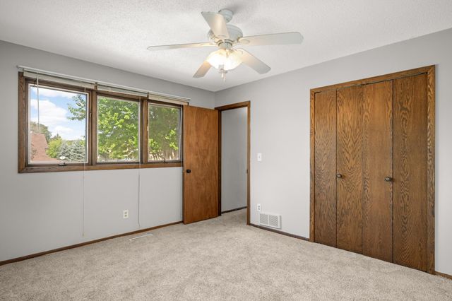 8296 144th Street W, Apple Valley, MN 55124