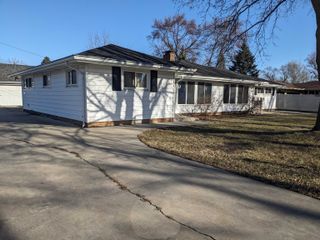 80/82 Cedar Dr Drive, Bay City, MI 48708