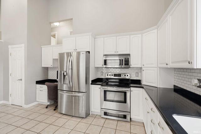 528 W Poplar Avenue, Princeton, IN 47670