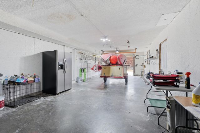 528 W Poplar Avenue, Princeton, IN 47670