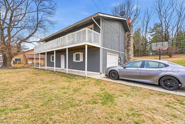 528 W Poplar Avenue, Princeton, IN 47670