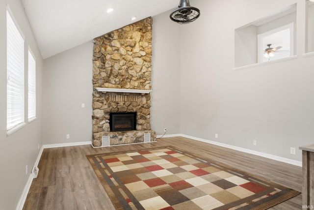 528 W Poplar Avenue, Princeton, IN 47670