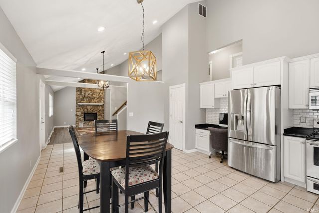 528 W Poplar Avenue, Princeton, IN 47670