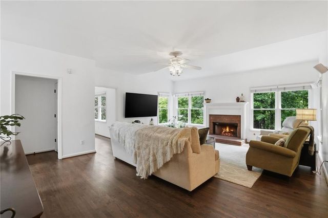 2690 Stonehill Way, Cumming, GA 30041