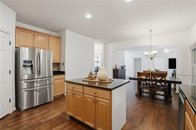 2690 Stonehill Way, Cumming, GA 30041