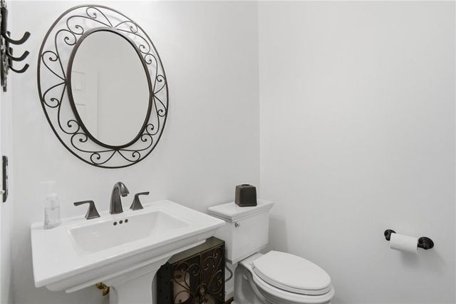 2690 Stonehill Way, Cumming, GA 30041