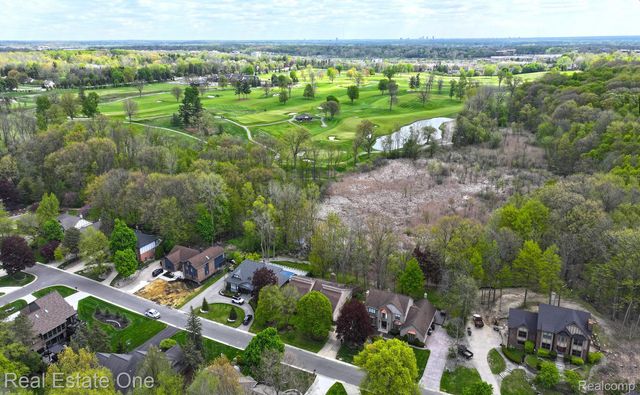20080 Longridge Court, Northville Township, MI 48167