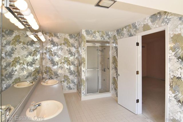 20080 Longridge Court, Northville Township, MI 48167