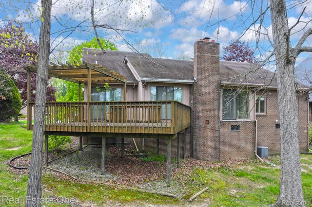 20080 Longridge Court, Northville Township, MI 48167