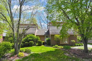 20080 Longridge Court, Northville Township, MI 48167