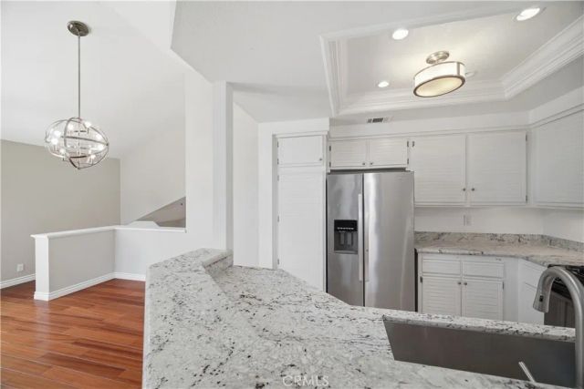 8 Magellan Aisle, Irvine, CA 92620