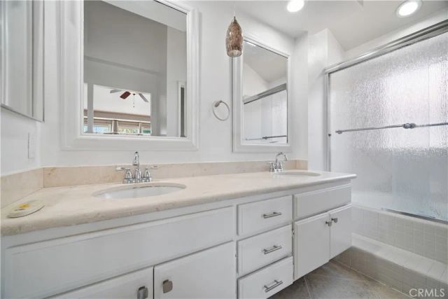 8 Magellan Aisle, Irvine, CA 92620